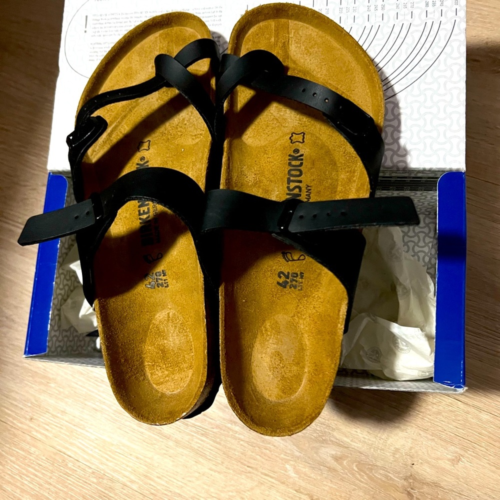 Birkenstock regular fit Mayari black sandals 42 US l 11 M 9